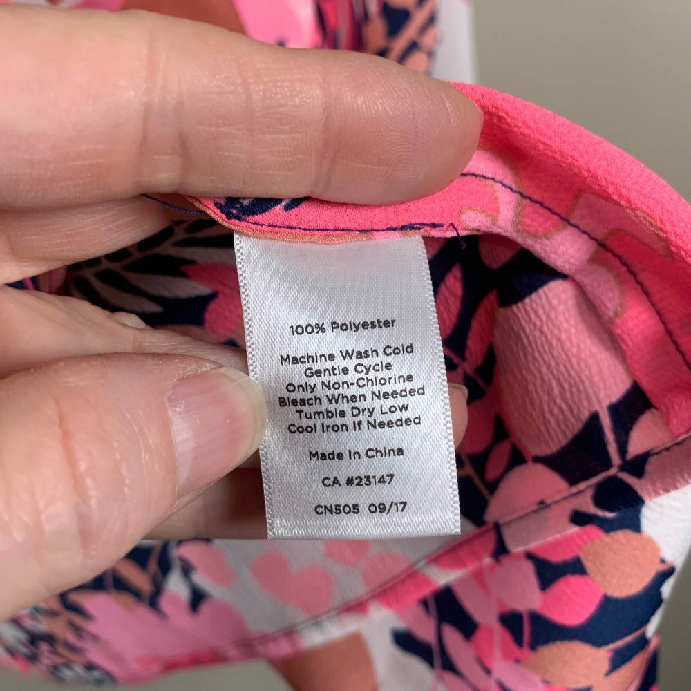Talbots Pink Floral L/S Bow Accent Button Down Back Blouse Size 2XP - Picture 7 of 12